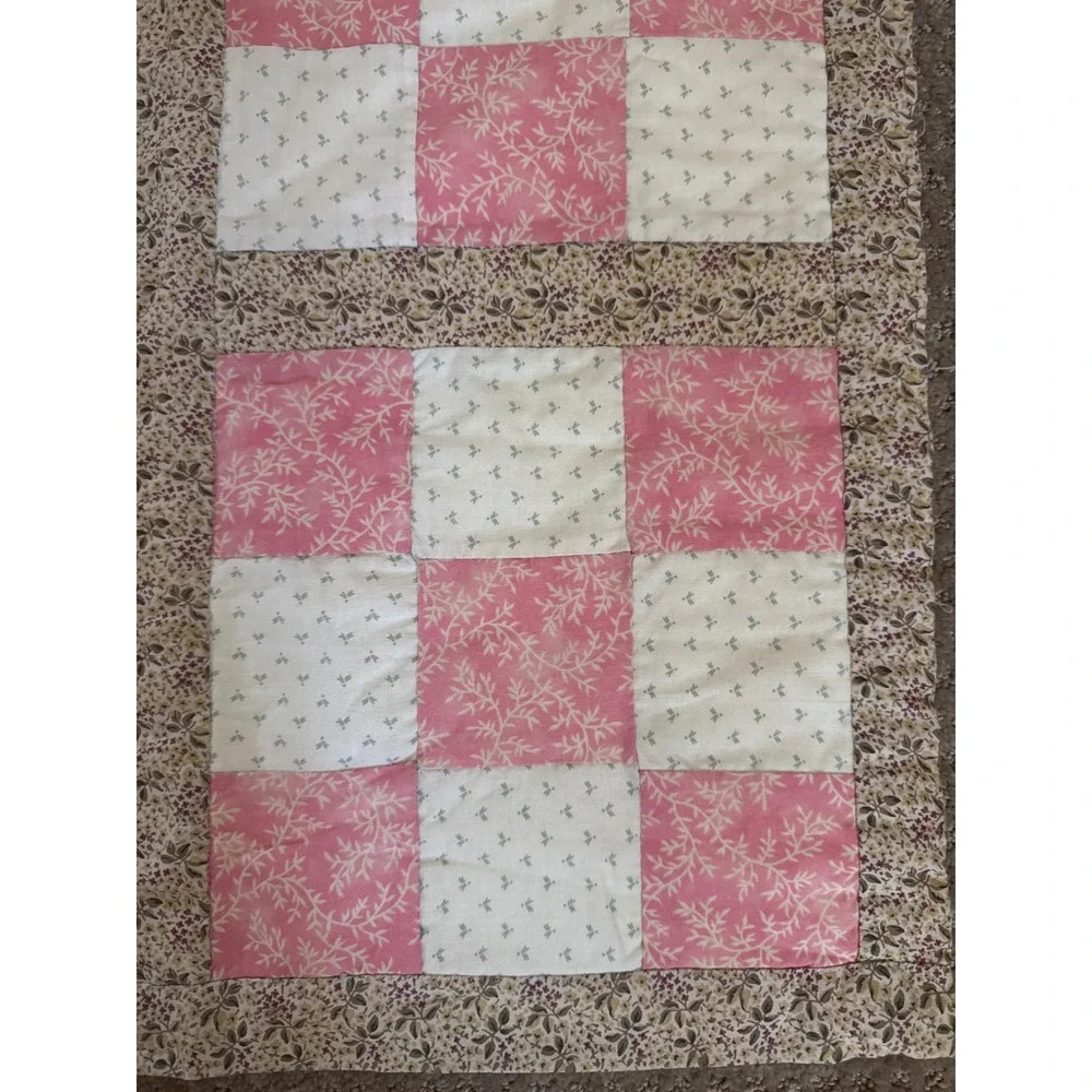 Handmade Patchwork Quilt Wall Hanging Pink Floral Nine Patch Country Decor 32x21